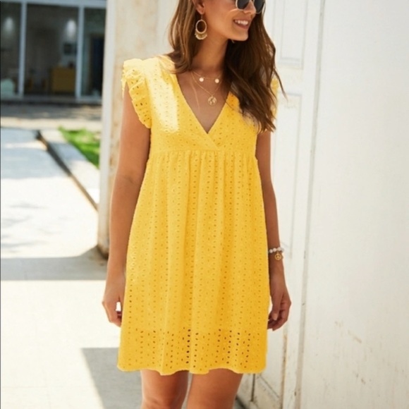 Boho white v neck embroidered smock dress - Picture 7 of 11